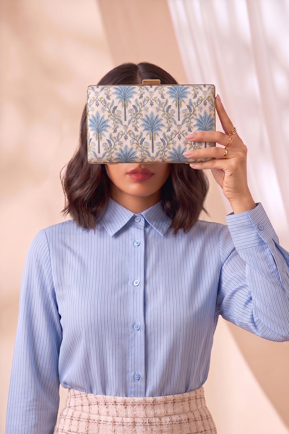 Fineur Oasis Canvas Box Clutch with Detachable Chain
