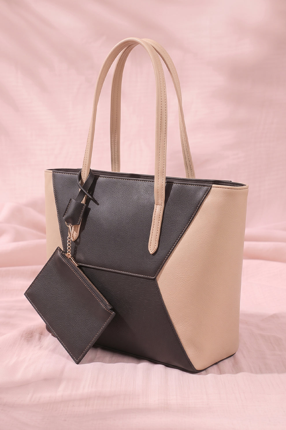 CULTURE TOTE SIGNATURE-BLACK