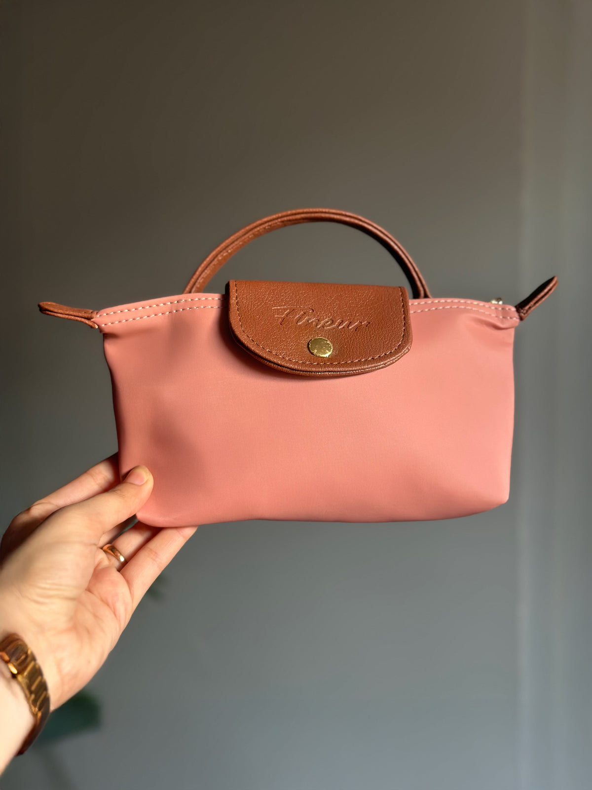 Culture Crossbody Champ - Vintage Pink