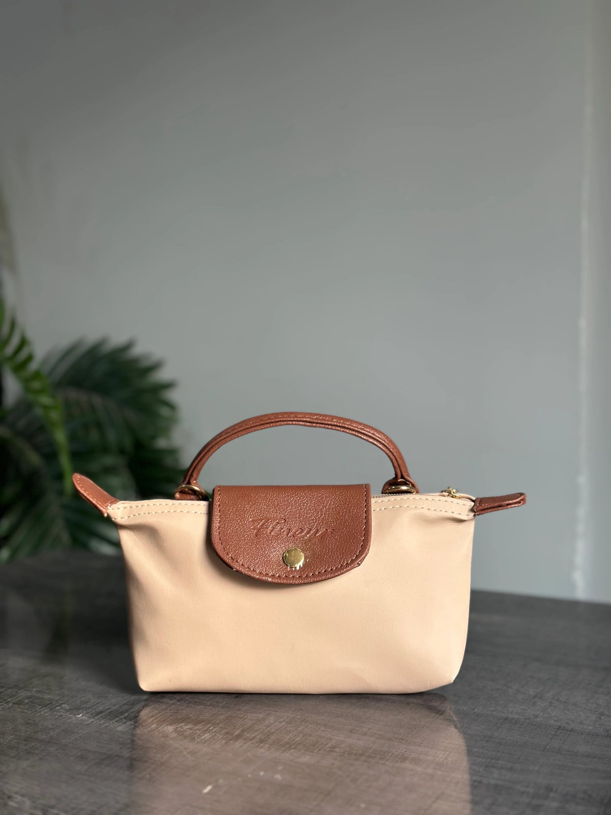 Culture Crossbody Champ - Latte Beige