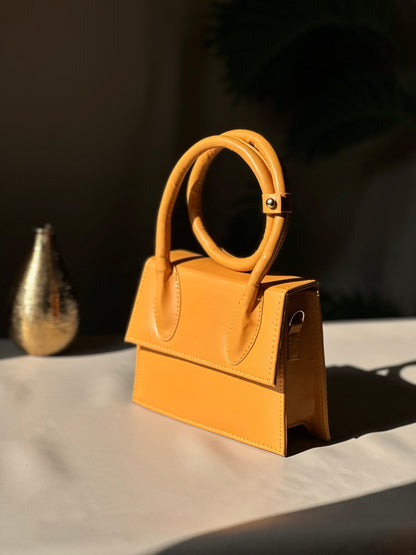 Culture HandBag Jacqumues - Yellow Gold