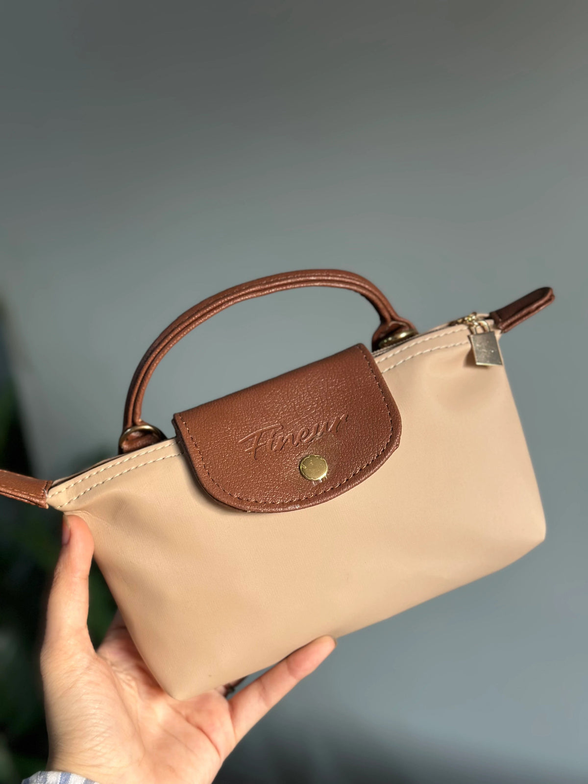 Culture Crossbody Champ - Latte Beige