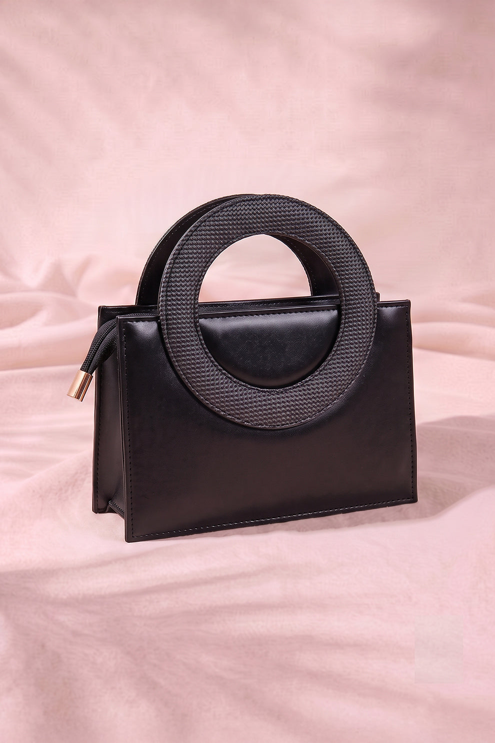 Culture Handbag O-Ring - Black
